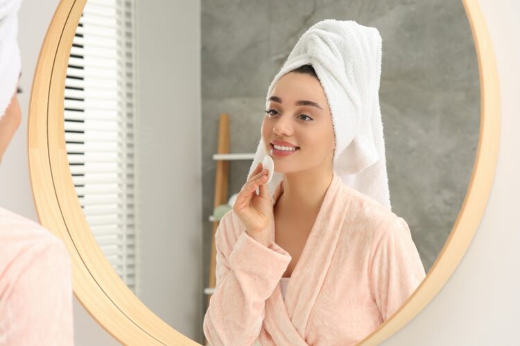 Gelée d’huile démaquillante ; l’allier parfait pour préserver la douceur de sa peau