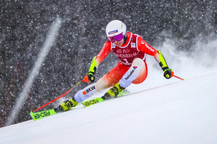 Ski alpin / Coup du monde – Jasmine Flury victorieuse à Val d’Isère