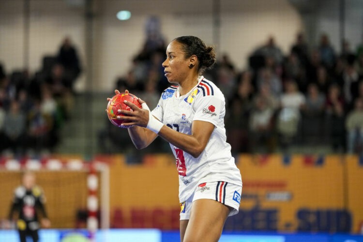 Handball / Mondial – Les Bleues battent l’Islande et se qualifient