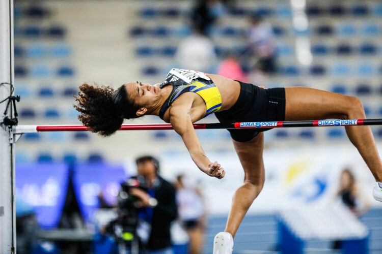 Les 5 looks préférés de Laura Salin-Eyike