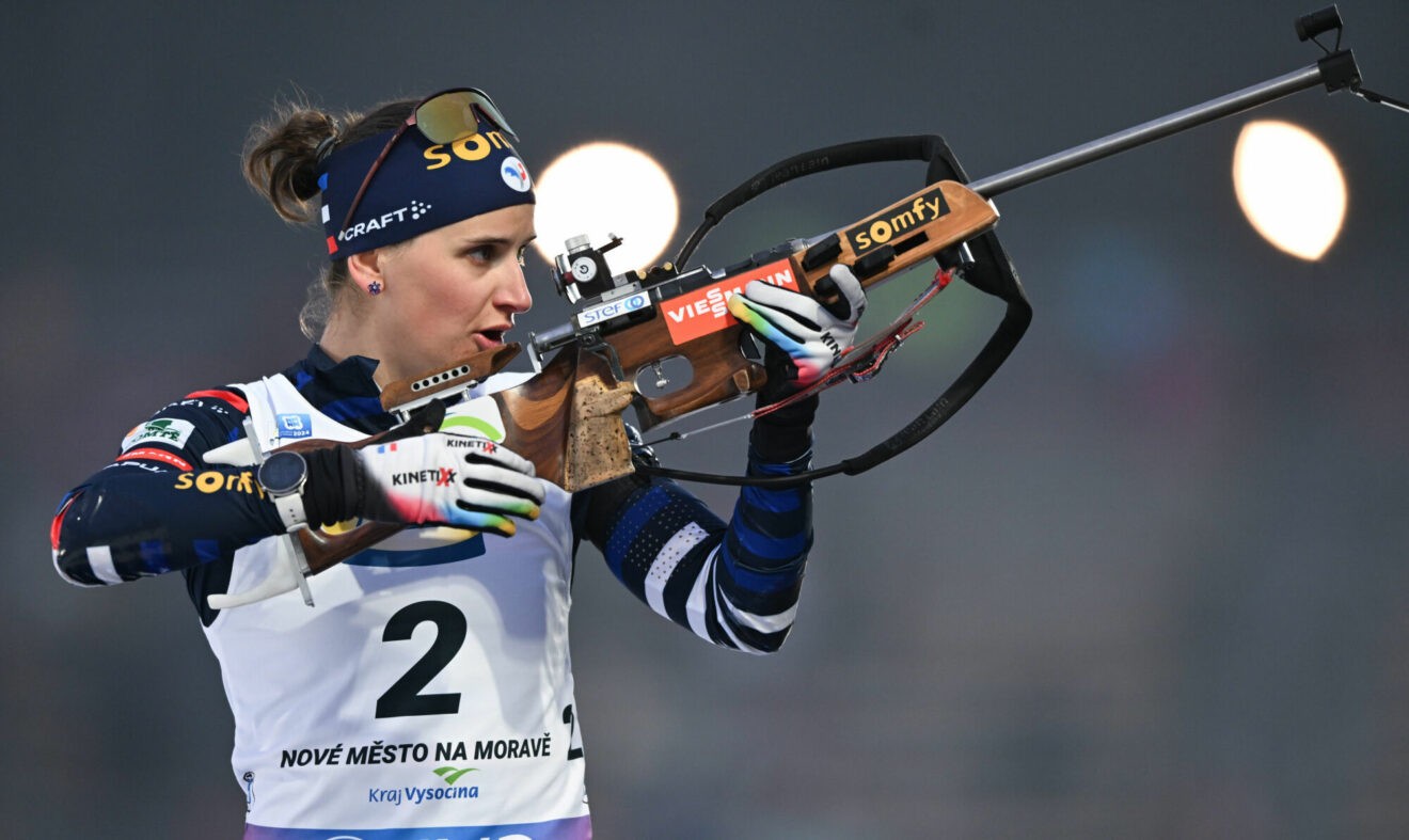 Biathlon : Les Françaises 2e du relais derrière les Suédoises