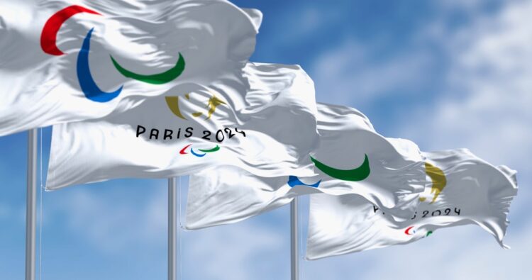 Mélanie et Marie-Christine : Une amitié née du bénévolat qui va être illuminée par la flamme paralympique à Saint-Quentin-en-Yvelines !