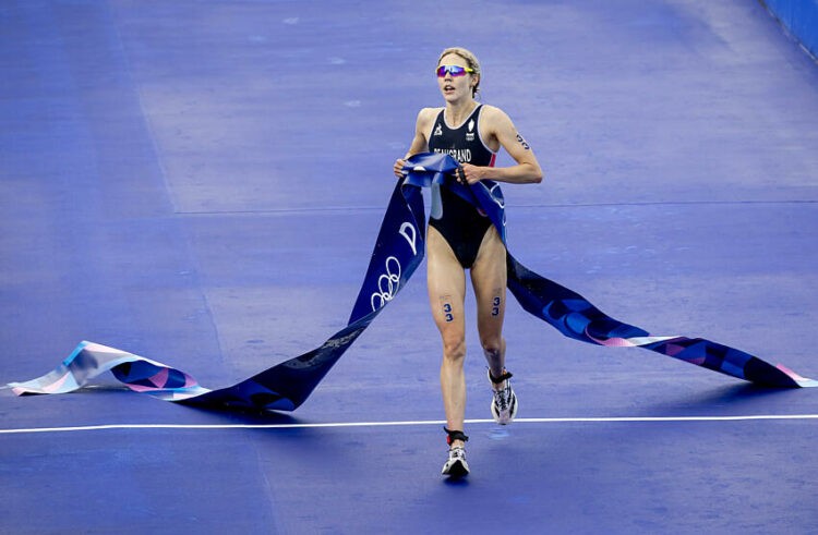 Triathlon / JO 2024 – Cassandre Beaugrand sacrée championne olympique !