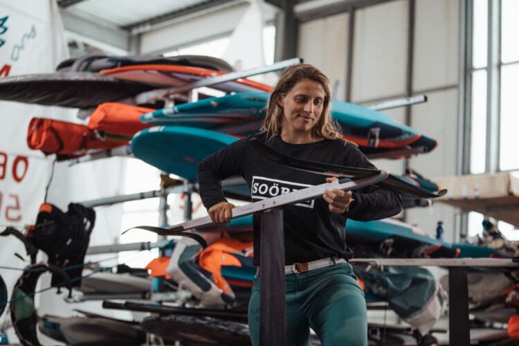 Hélène Noesmoen : « L’océan est un terrain de jeu qu’on doit préserver »