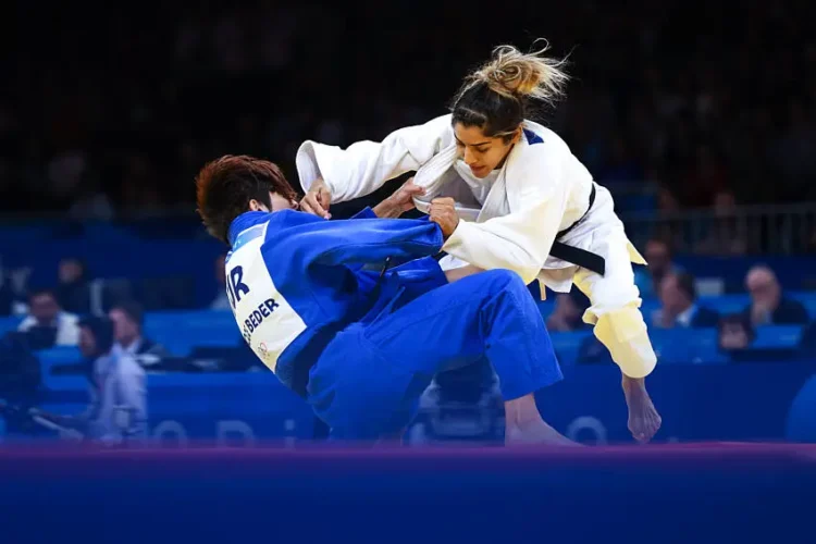 Judo / JO 2024 – Shirine Boukli offre la première médaille à la France ! Elle est en bronze