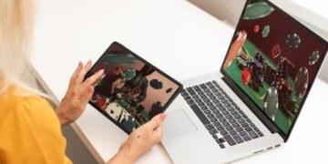 Les pionnières du poker : Comment les femmes bouleversent les normes dans les casinos