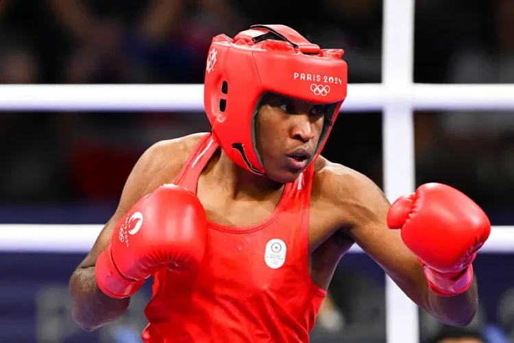 Boxe / JO 2024 – Cindy Ngamba apporte une première médaille historique à l’équipe des réfugiés