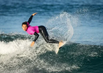 Surf / JO 2024 – La Française Johanne Defay médaillée de bronze !