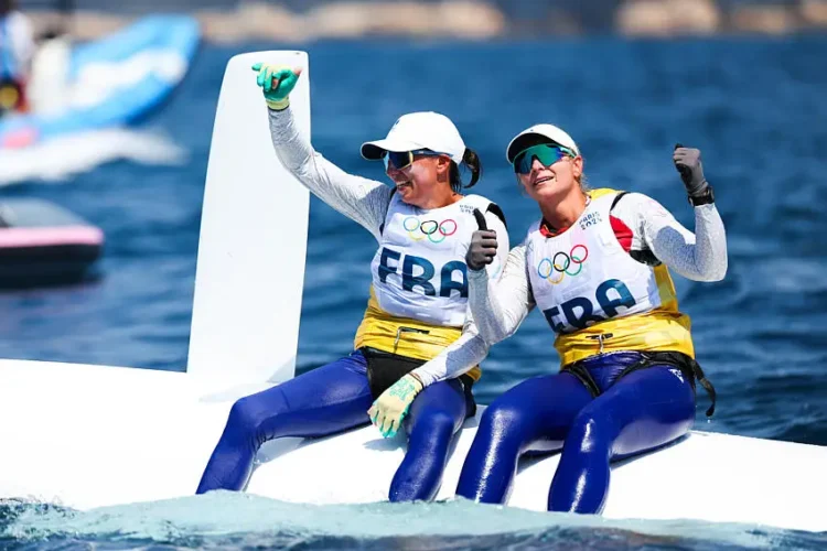 Voile / JO 2024 – Une médaille et deux propositions en mariage pour Picon et Steyaert !