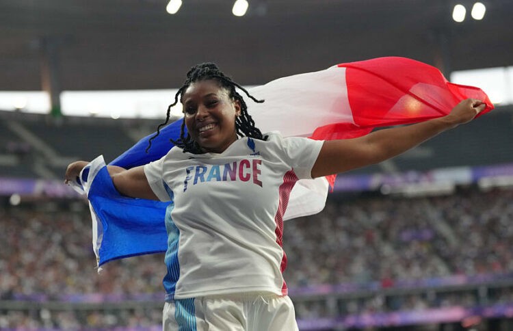 Lancer de poids / Jeux Paralympiques – Gloria Agblemagnon en argent au lancer de poids F20