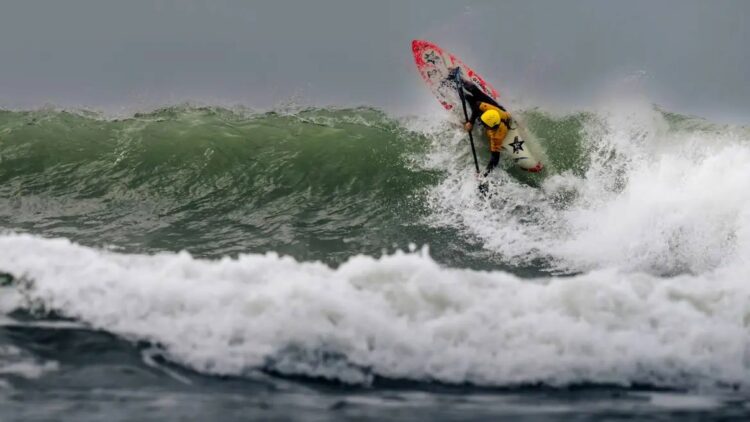 Lou Peter : « Le waveski est un compromis entre le kayak et le surf »