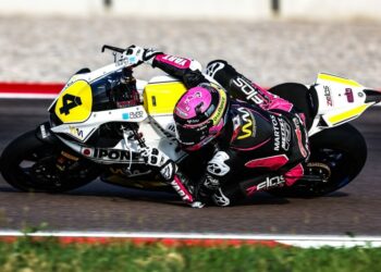 Emily Bondi, top 15 du Championnat du monde féminin de moto !