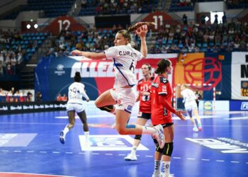 Handball – Les Bleues se rassurent avant l’Euro face à l’Angola