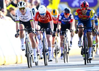 Cyclisme – Lotte Kopecky remporte le Tour des Flandres, devant Pauline Ferrand-Prévot