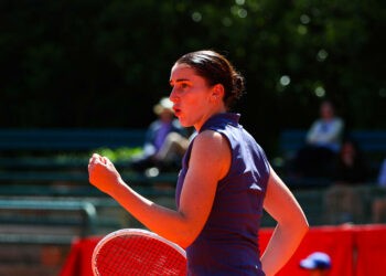 Tennis / Roland-Garros – Elsa Jacquemot s’offre le sclap de Sakkari !