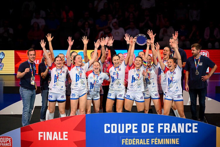 Handball féminin : les secrets d’un succès français construit sur vingt ans