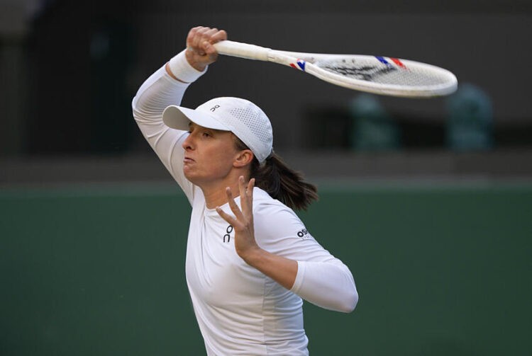 Tennis / Wimbledon – Swiatek dompte enfin le gazon et s’offre une première demi-finale !