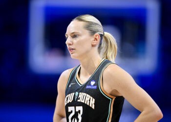 Basket – Marine Johannès et sa nouvelle vie de remplaçante : « En tant que joueuse, on veut toujours jouer plus… »