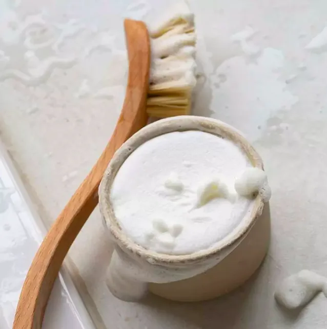 Un allié inattendu pour les aventurières : le solide vaisselle Rezo