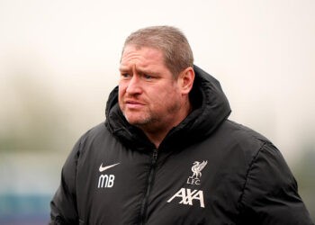 Le football anglais en deuil – Le célèbre entraîneur Matt Beard s’est éteint à 47 ans