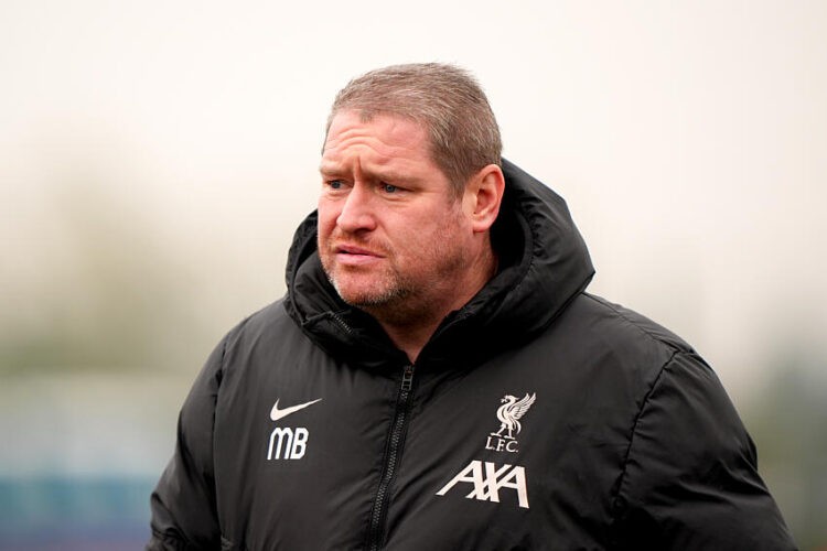 Le football anglais en deuil – Le célèbre entraîneur Matt Beard s’est éteint à 47 ans