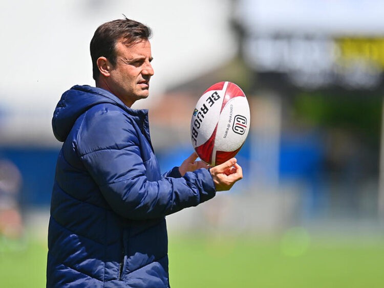 Rugby – François Ratier prend les commandes des Bleues