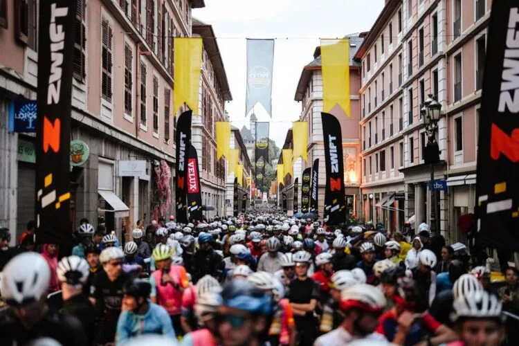 Zéfal s’engage avec L’Étape du Tour de France Femmes avec Zwift