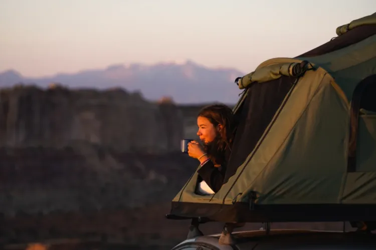 Vanlife, sans van… transformer chaque voiture en promesse d’évasion avec TentBox !