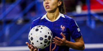 Football / Qualifications Mondial 2027 – Mbock et Cascarino pas dans la liste, une nouvelle tête chez les Bleues