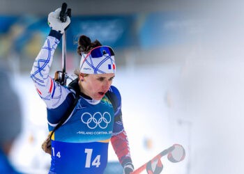 Biathlon / JO 2026 – Le relais mixe lance l’or français