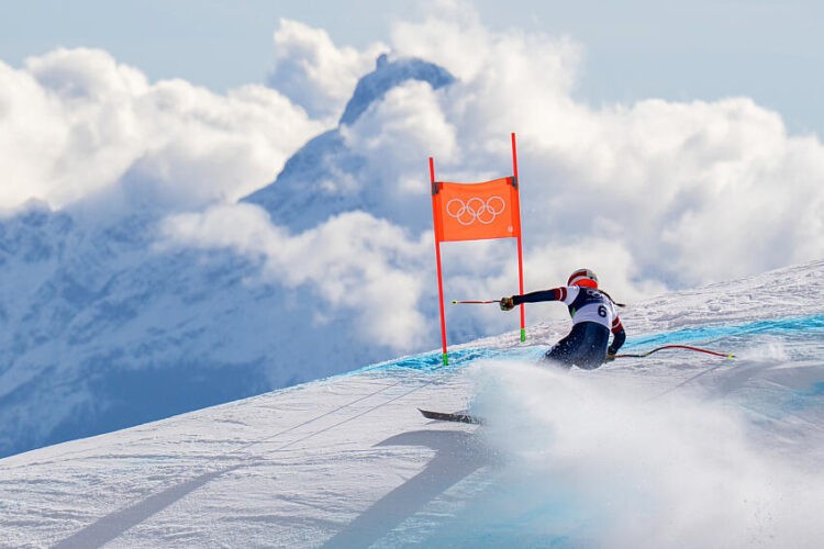Ski / JO 2026 – Sacrée semaine pour Breezy Johnson : de l’or olympique et une bague de fiançailles !