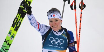 Biathlon / JO 2026 : Océane Michelon en argent sur le sprint, Lou Jeanmonnot en bronze