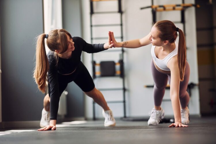 Shopping spécial Saint-Valentin : Ces essentiels qui chouchoutent les femmes actives et sportives