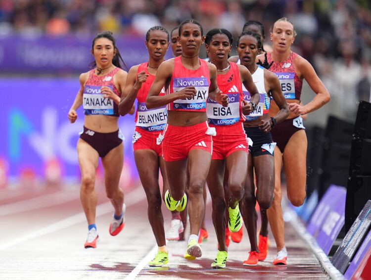 Athlétisme – Fotyen Tesfay signe le deuxième chrono de l’histoire du marathon