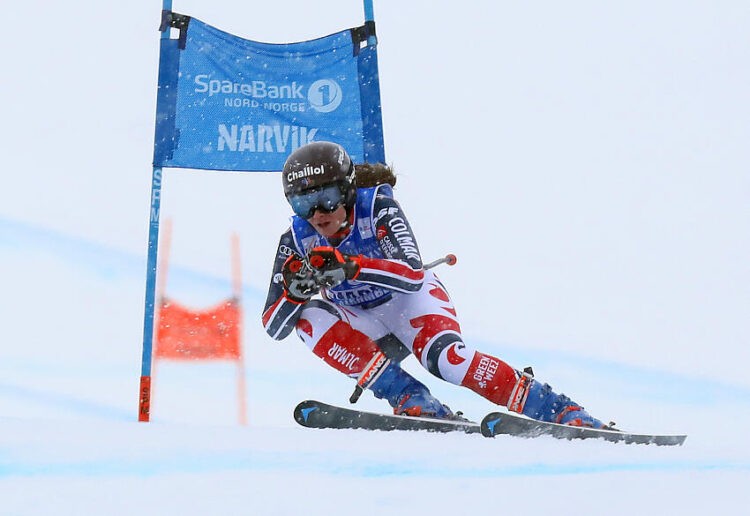 Ski alpin – Emy Charbonnier sacrée championne du monde juniors en super-G !