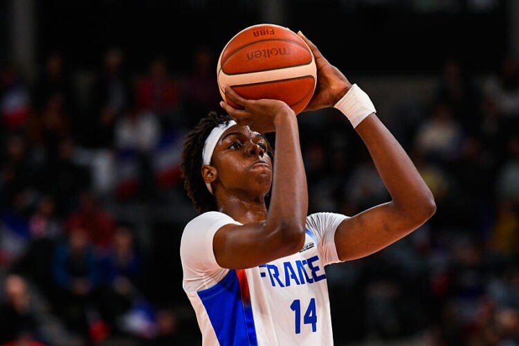Basket – Les Bleues écrasent les Philippines 115-66