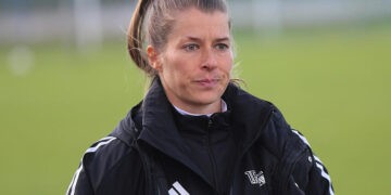 Football / Historique – Marie-Louise Eta devient la première femme à diriger en Bundesliga