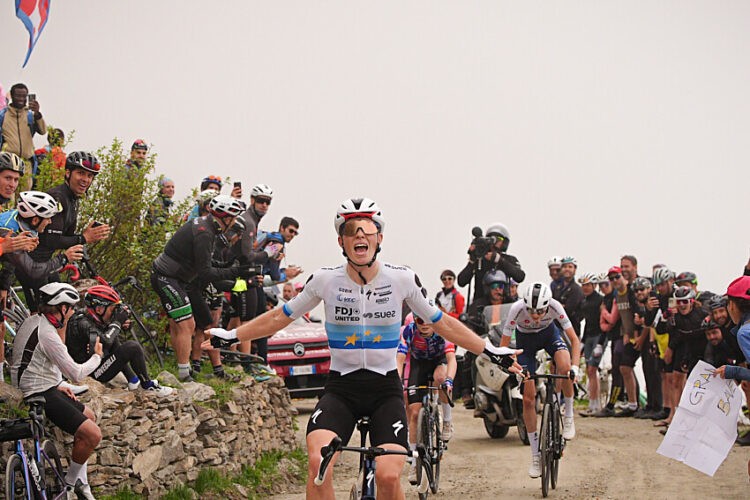 Cyclisme – Vollering conquiert enfin le Giro et complète sa collection