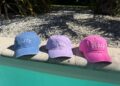 Shopping – Éclats de Jade : les casquettes qui suivent toutes les envies d&rsquo;évasion
