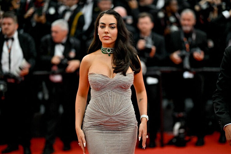 Robe longue d&rsquo;été : adoptez le confort et le style au quotidien