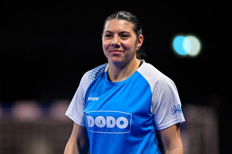 Handball / Bleues – Laura Schneider fait son retour !