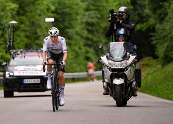 Cyclisme / Tour de France Femmes : Reusser survole le chrono… loin devant Pauline Ferrand-Prévot