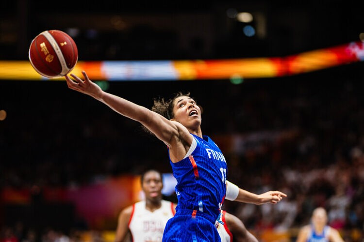 Basket – Janelle Salaün sacrée meilleure sixième joueuse de WNBA