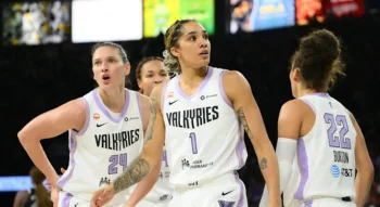 Basket / WNBA – Gabby Williams envoie les Valkyries en finale face à Atlanta